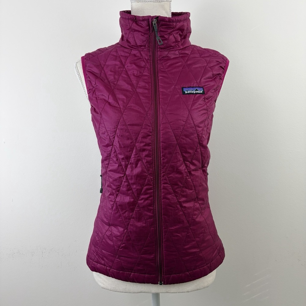 Patagonia Women's M Magenta Quilted Insulated Full Zip Vest Outdoor Hiking